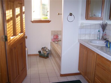 25411 101st Ave E, Graham, WA 98338 - photo 2