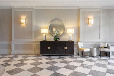 CONCIERGE PACKAGE STATION