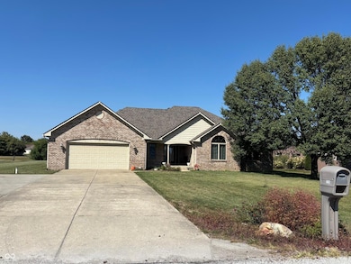 5556 W Stinemyer Rd, New Palestine, IN 46163 - photo 5