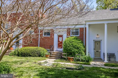 3247 Martha Custis Dr, Alexandria, VA 22302 - photo 2