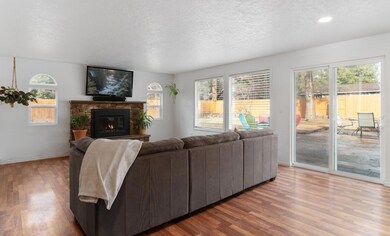 20356 Rae Rd, Bend, OR 97702 - photo 5