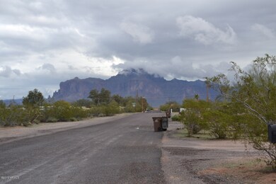 Road View