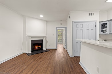 6318 Richmond Ave unit 4202D, Dallas, TX 75214 - photo 6