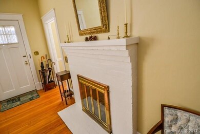 Gas log fireplace in the Living Room