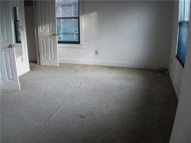 608 S Butler Blvd, Lansing, MI 48915 - photo 5