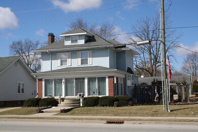 1108 S Jackson St, Frankfort, IN 46041 - photo 2