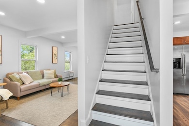 8 Whittier St, Worcester, MA 01605 - photo 3