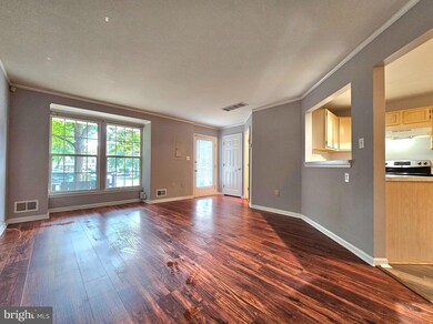 8314 Green Heron Way unit 54, Lorton, VA 22079 - photo 4