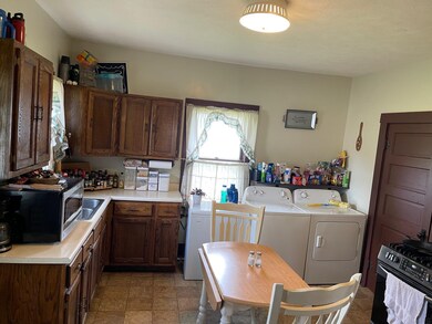 315 N 1st St, Edwardsport, IN 47528 - photo 2