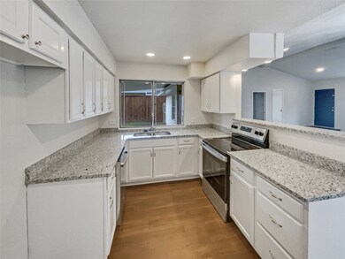 1426 Whiteoak Dr, Garland, TX 75040 - photo 7