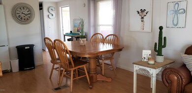 08 dining area
