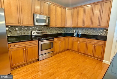 600 Edelen Station Place unit 7402, La Plata, MD 20646 - photo 4