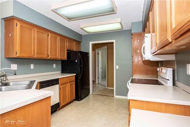 16 Clevedon Cir, Bella Vista, AR 72715 - photo 7