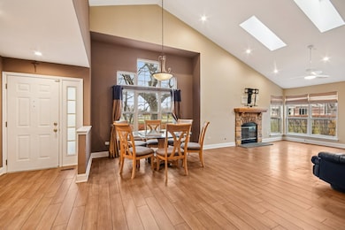 1668 Chatsford Ct unit 1, Bartlett, IL 60103 - photo 4