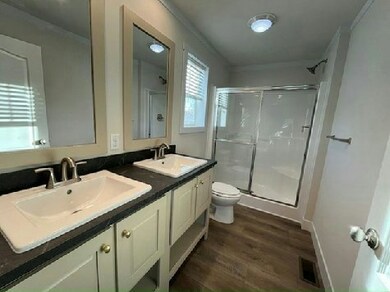 388 Sterling Dr unit 388, Windsor Charter Township, MI 48821 - photo 6