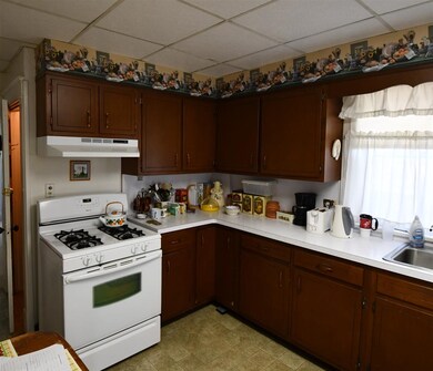 124 S Shore Dr, Elkhart, IN 46516 - photo 5