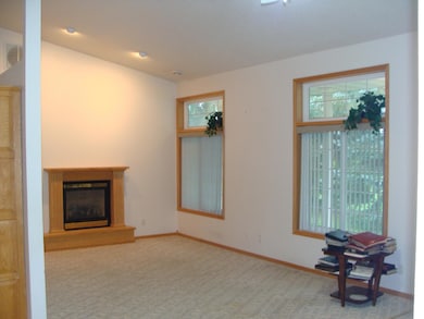 Livingroom 1.JPG