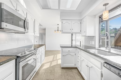 241 E Cole Ave, Fresno, CA 93720 - photo 4