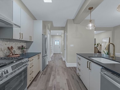 3 Schenck Ct, Brooklyn, NY 11207 - photo 7