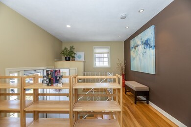 8 Furbush Rd, West Roxbury, MA 02132 - photo 7