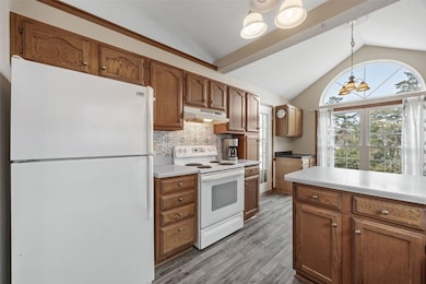 4545 Westchester Dr NE unit D, Cedar Rapids, IA 52402 - photo 7