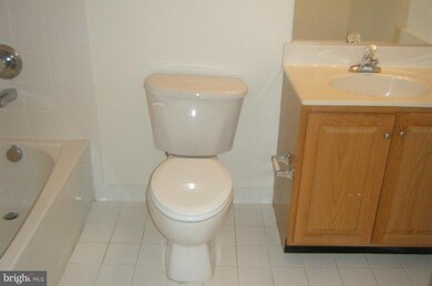 42709 Newcomer Terrace, Chantilly, VA 20152 - photo 5