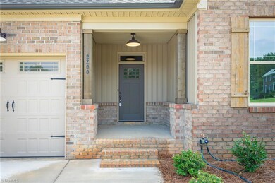 2200 Delaine Point, High Point, NC 27265 - photo 5