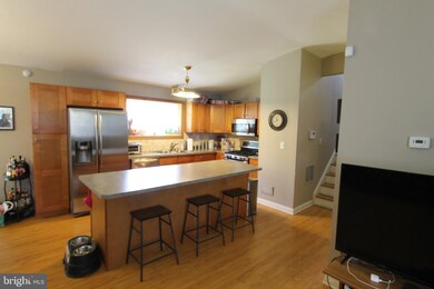 49 Brooktree Rd, East Windsor, NJ 08520 - photo 4