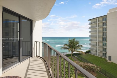 Connemara Condominiums unit 504, Riviera Beach, FL 33404 - photo 2