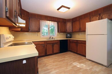 29 Bittersweet Ln, Harwich, MA 02645 - photo 3