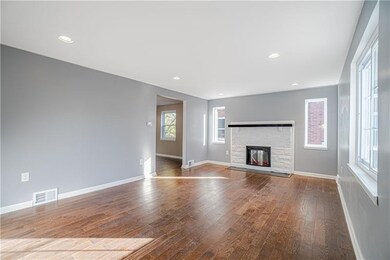 Showing mantel and electronic fireplace