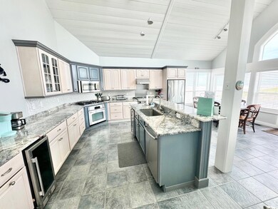 28 Concord Ave unit 3, Hampton, NH 03842 - photo 5