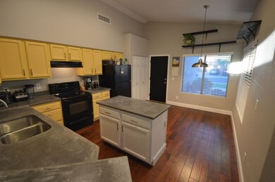 Kitchen 1