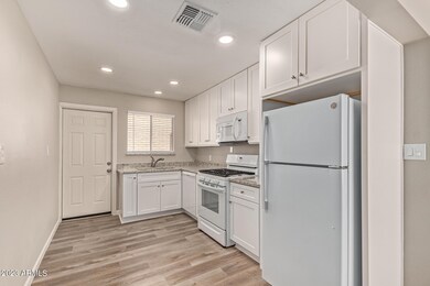 3646 E Glenrosa Ave unit 1, Phoenix, AZ 85018 - photo 4