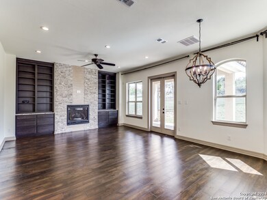 318 Santa Domingo, Helotes, TX 78023 - photo 3