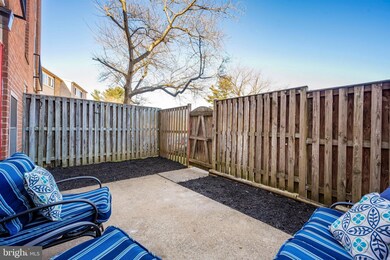 10480 Faulkner Ridge Cir, Columbia, MD 21044 - photo 4