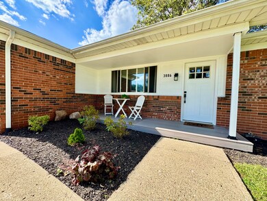 3886 E Carol Ct, Columbus, IN 47203 - photo 5