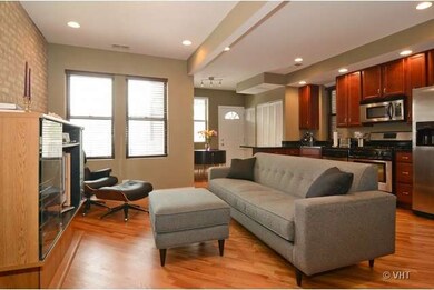 4824 N Hoyne Ave unit 2, Chicago, IL 60625 - photo 2