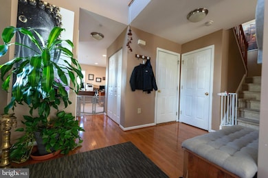 276 Hampshire Dr, Sellersville, PA 18960 - photo 3