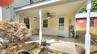 986 Stafford St, Rochdale, MA 01542 - photo 3