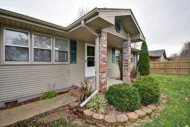 600 E Division-8