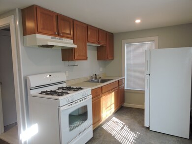 79 Pleasant St unit 1, Stoneham, MA 02180 - photo 3