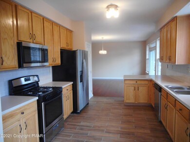 602 Brushy Mountain Rd, East Stroudsburg, PA 18301 - photo 4