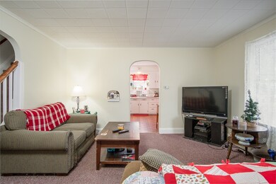 19 Milton St, Chicopee, MA 01013 - photo 7