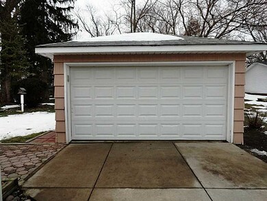 2921 Wellington Rd, Erie, PA 16506 - photo 3