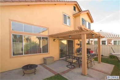 Spacious private back yard !