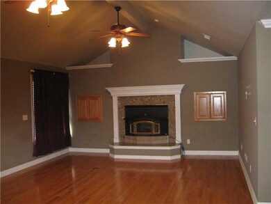 3286 Gray Dr, Springdale, AR 72762 - photo 3