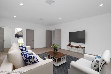 Family room w/virtual staging