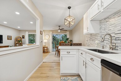 4152 Sylvia Ln S, Saint Paul, MN 55126 - photo 4