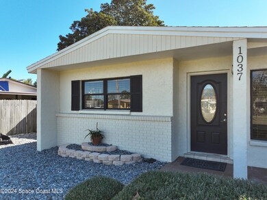 1037 Poinsetta Street-11